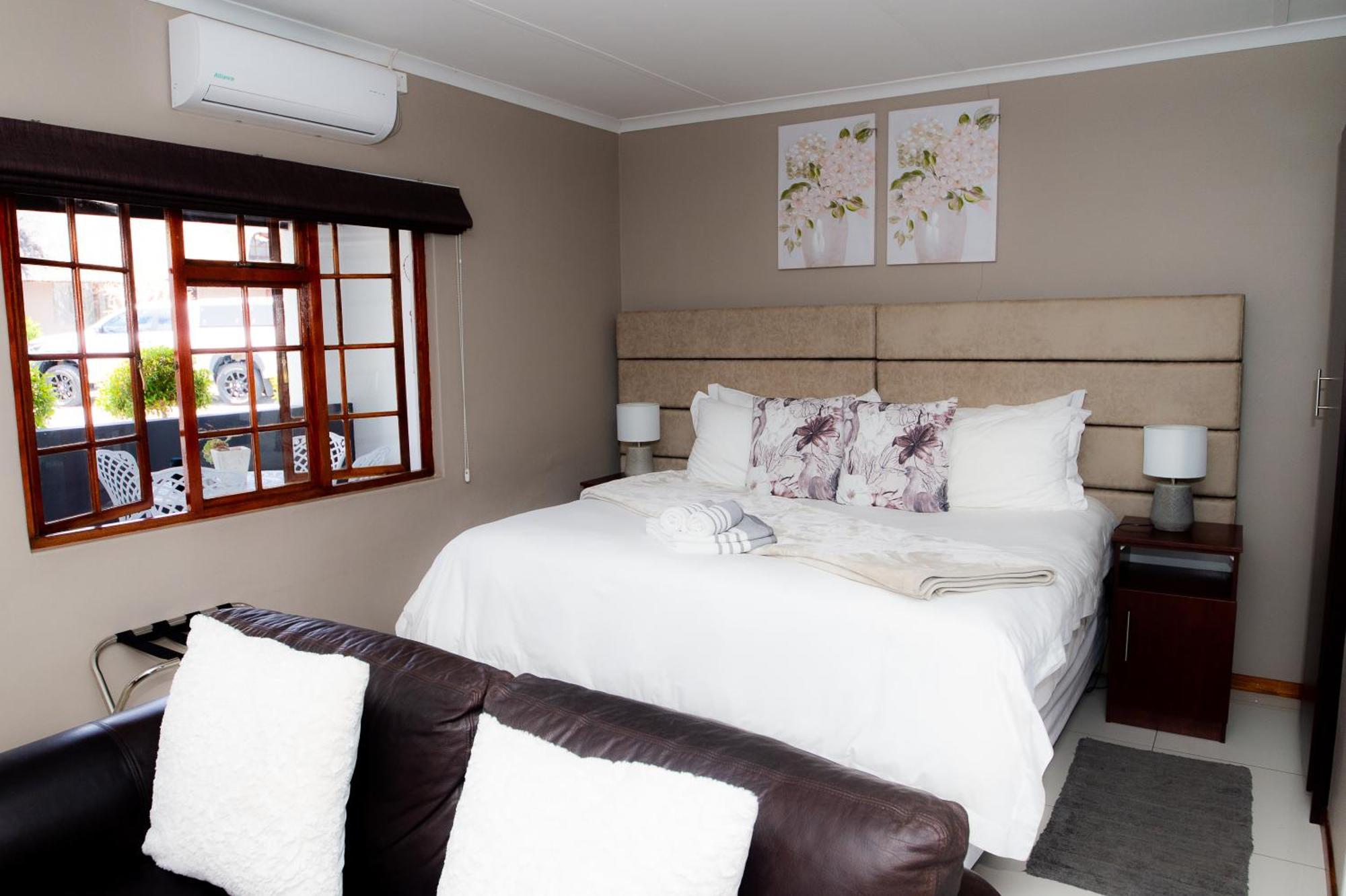 Kleinplasie Guesthouse Springbok Buitenkant foto