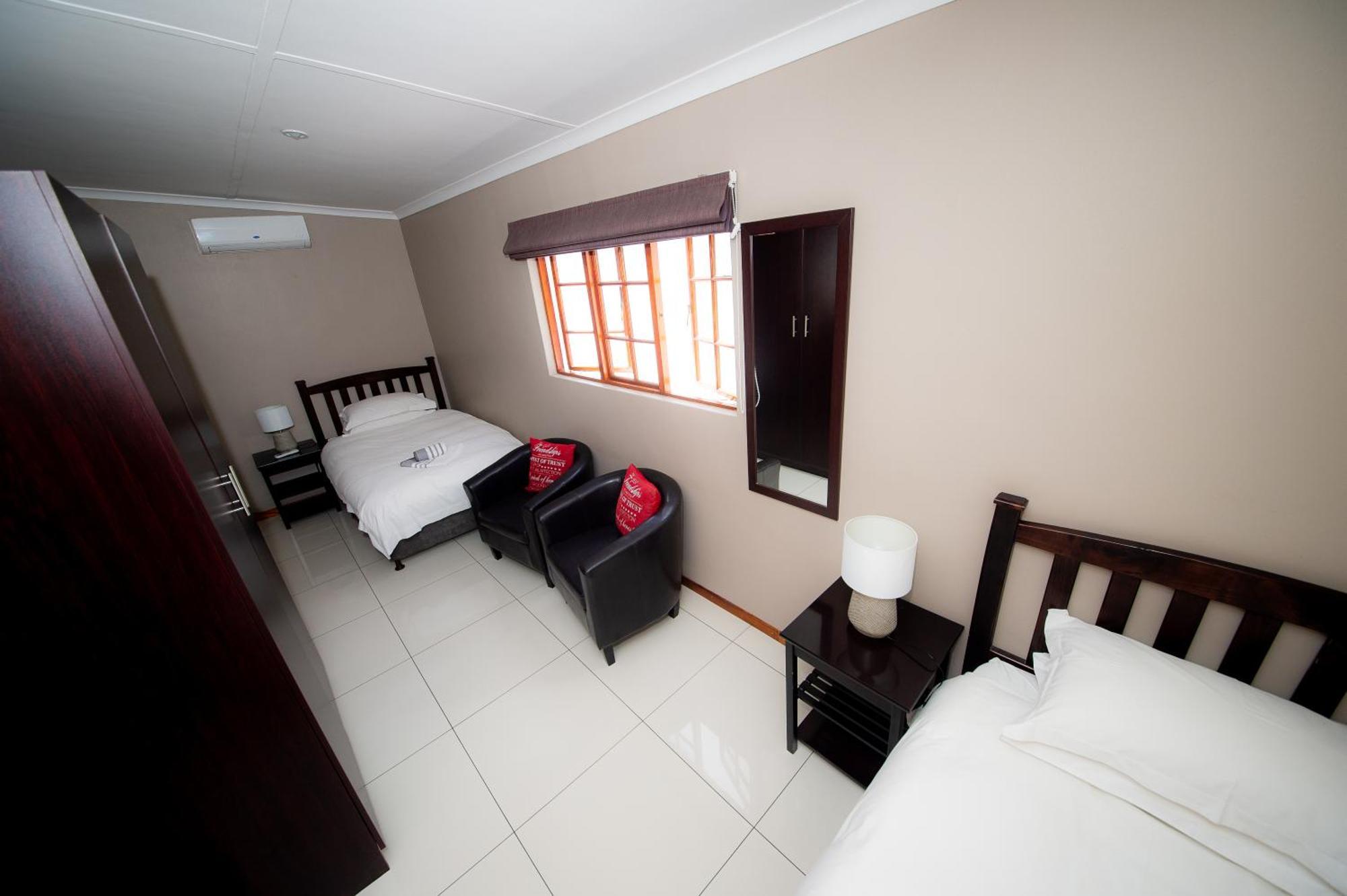 Kleinplasie Guesthouse Springbok Buitenkant foto