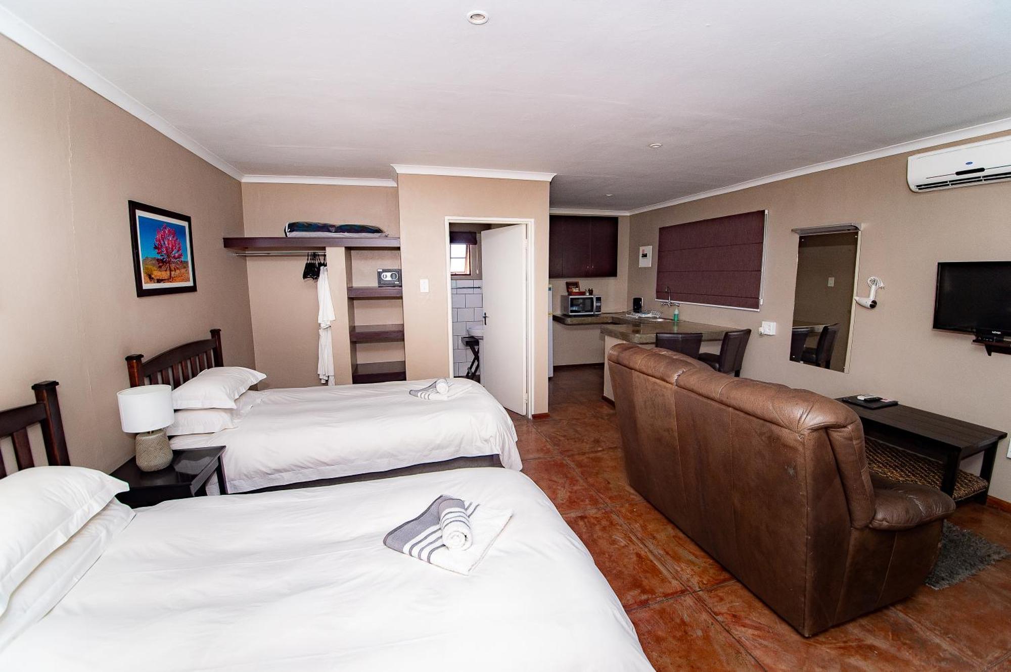 Kleinplasie Guesthouse Springbok Buitenkant foto