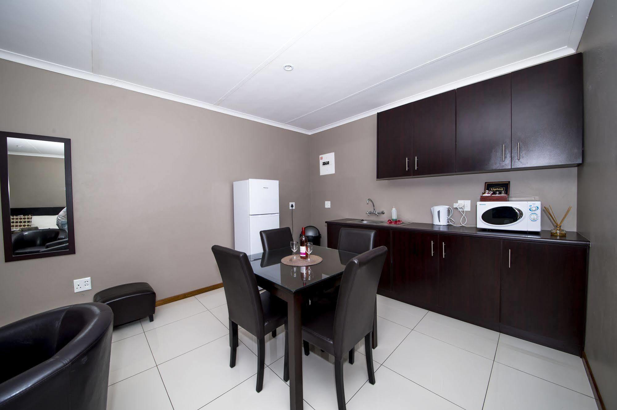 Kleinplasie Guesthouse Springbok Buitenkant foto